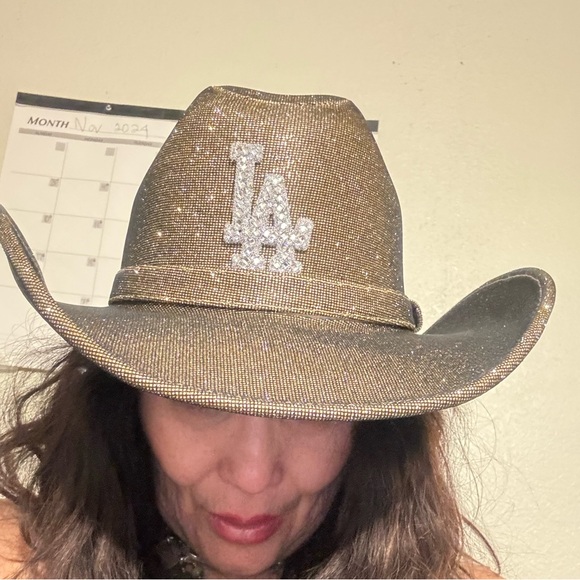 Accessories - All you Dodger fans check out this cool cowboy bling hat looks amazing !!!